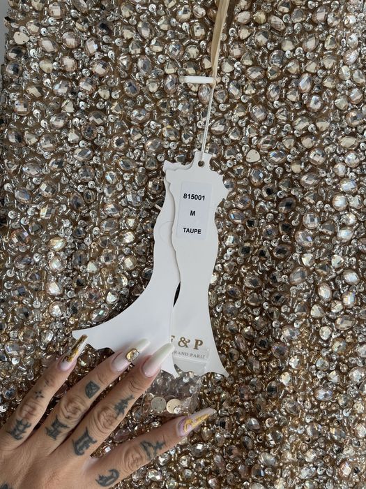 Rochie pietre nude ! Purtata o singura data 1 eveniment !