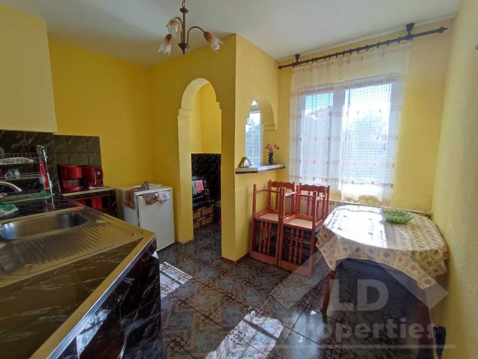 Продава се Тристаен апартамент в с. Крушари, Област Добрич - 59 кв.м за 286 €/кв.м - Снимка #4