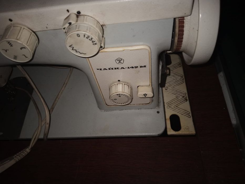 Продам советские швейные машинки