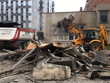 Събаряне на Сгради , Постройки и Извозване...