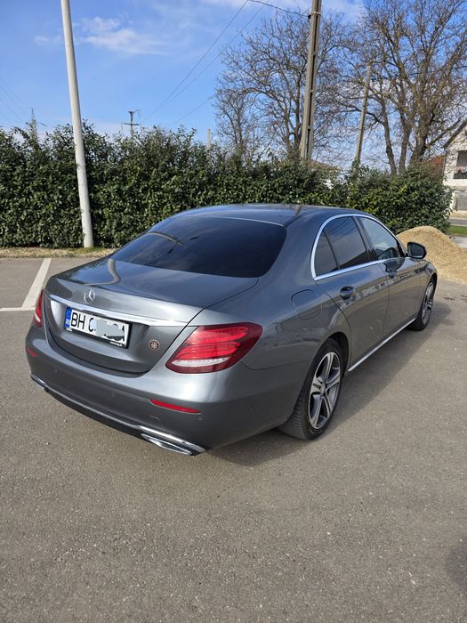 Vand Mercedes E220 2017 IMPECABILA