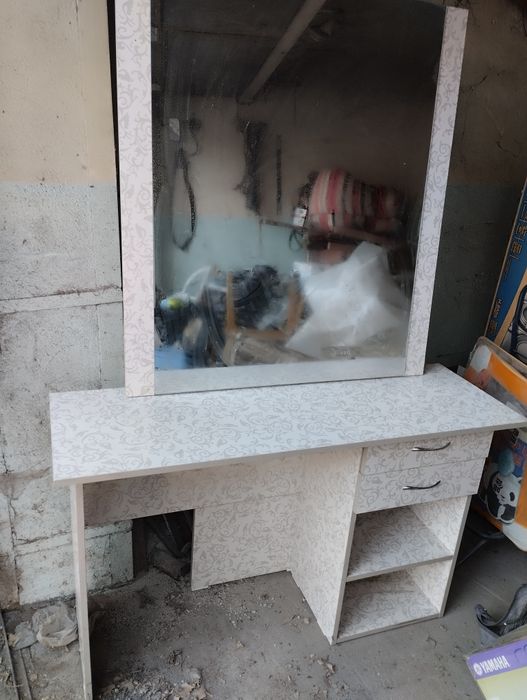 Вешалки для одежды