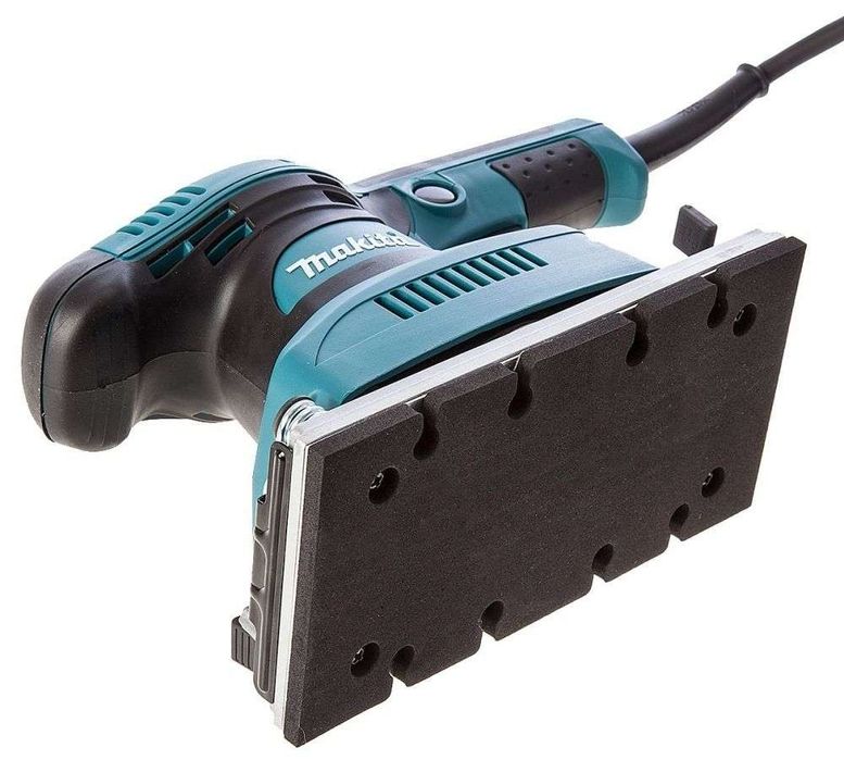 Makita BO3710 - тихая и эргономичная вибрационная машина.