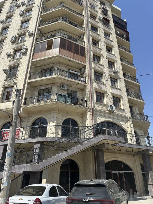 УзБум 1-я линия, 440 м² — коммерция  в ЖК New Life