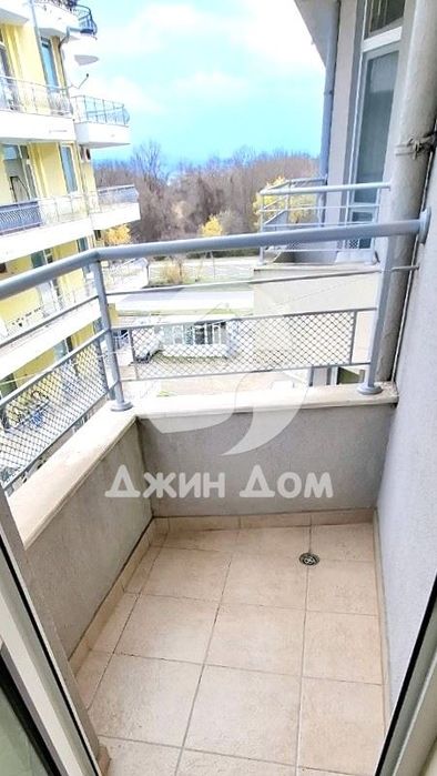 Продава се Двустаен апартамент в к.к. Слънчев бряг - 65 кв.м за 651 €/кв.м - Снимка #3