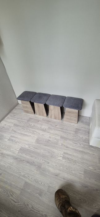 Табуретки 4 шт НОВЫЕ