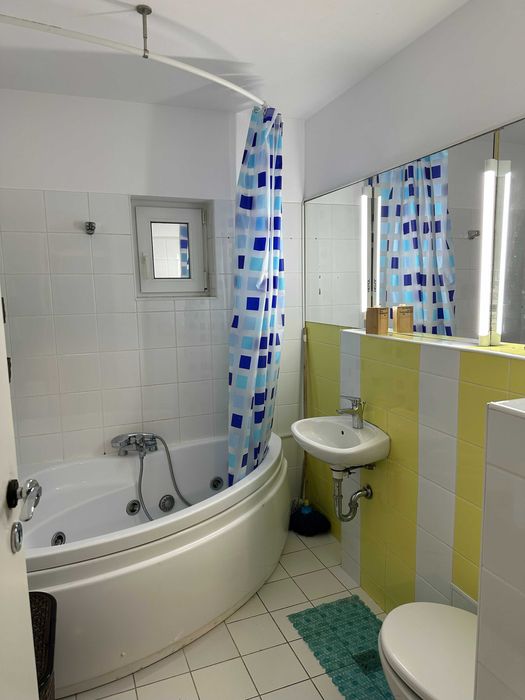 Închiriez Apartament 2 Camere Etaj 2 Decoamndat Modern