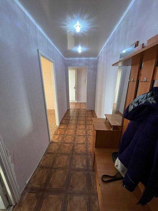 Срочно 3 х комнатная квартира на Наурызе