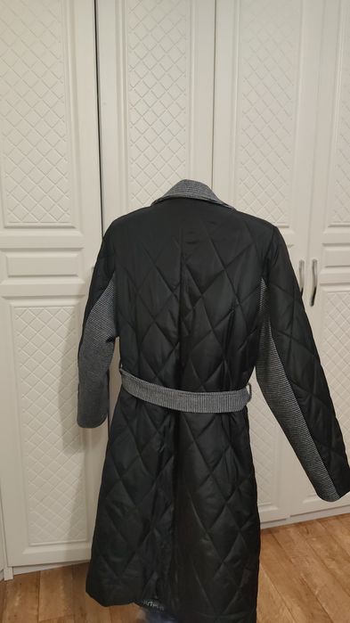 Продам пальто демисезонное