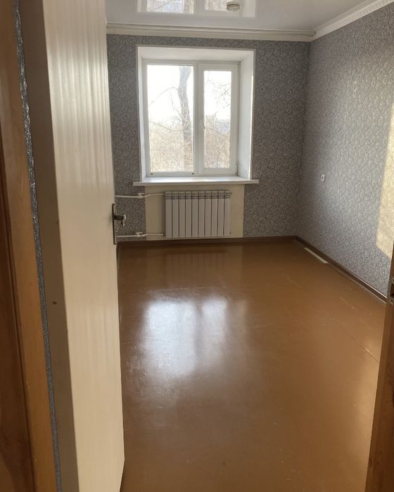 Продам 4-х комн. квартиру !!!