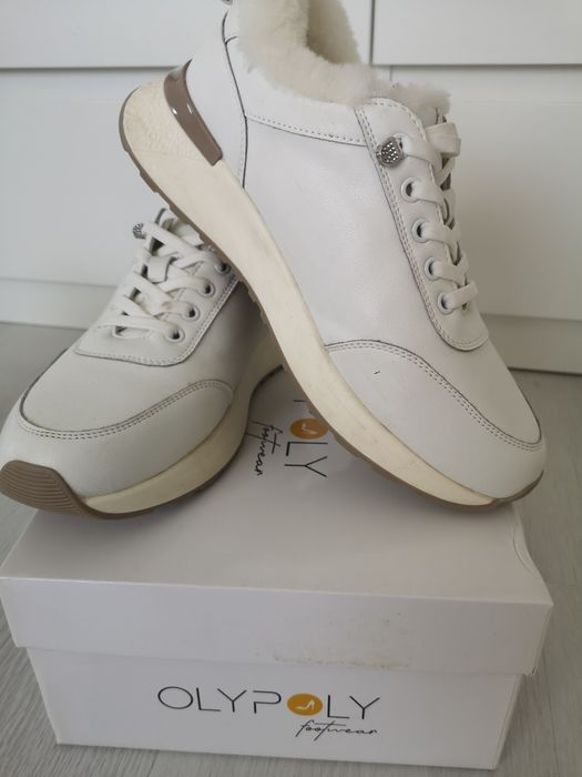 Кроссовки зимние. Кожа