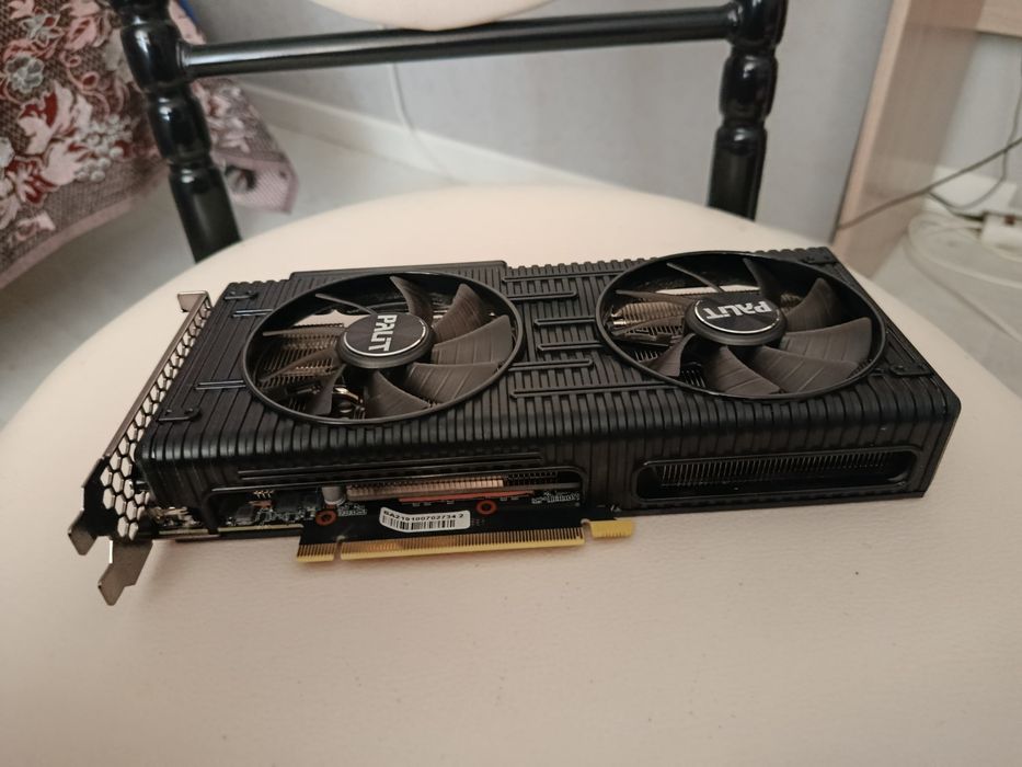 Rtx 3060 TI 8GB.