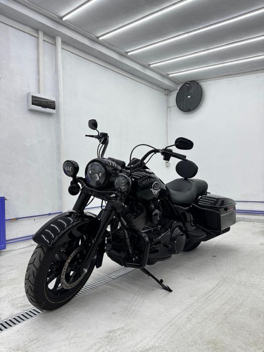 Harley davidson road king