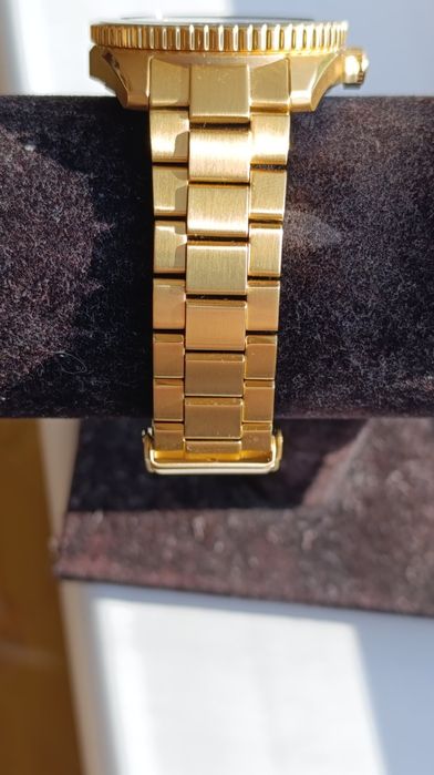 Citizen Saphir Solar