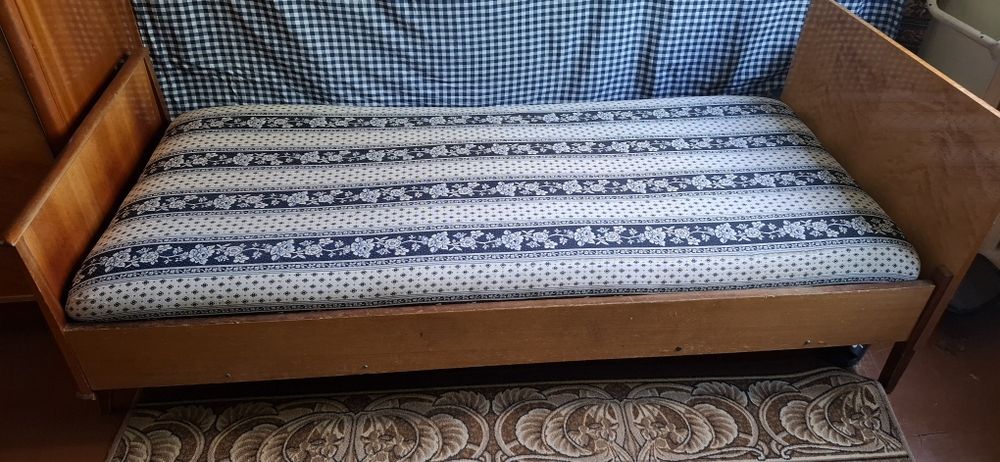 Продам кровать срочно