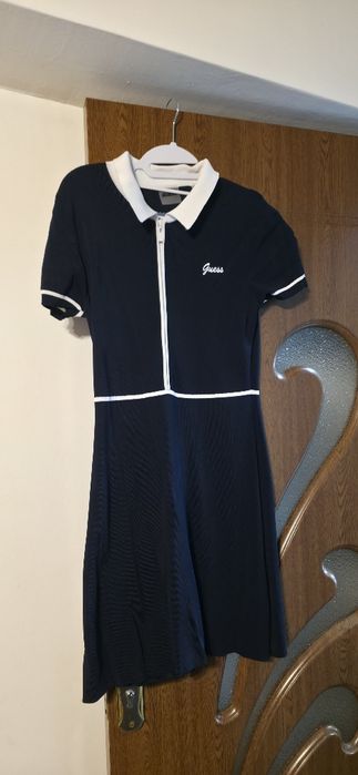Rochie Guess mărimea M