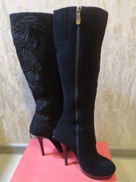 Сапоги стильные 38 размер