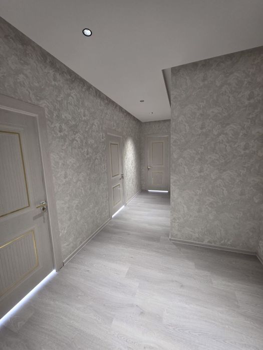 Choshtepa Metro yonida uy sotiladi 65m2