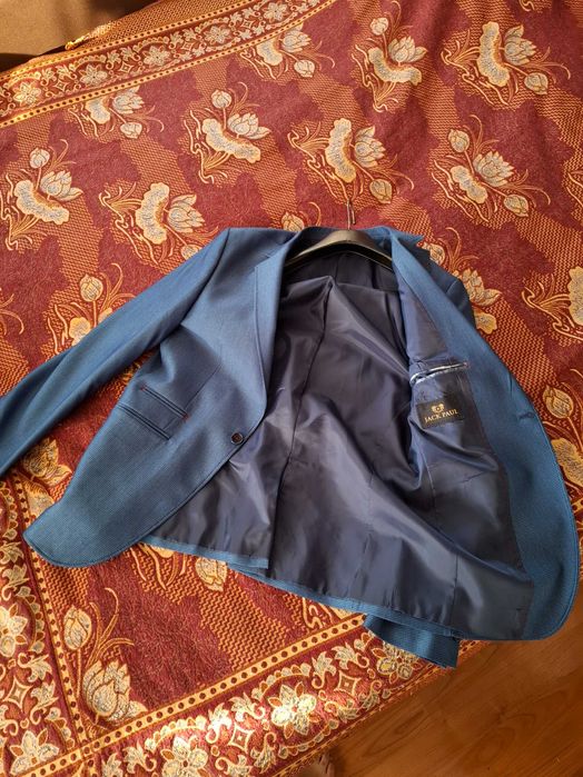 Sacouri  mărimea 48