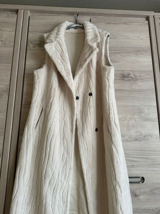 Продам без рукавку