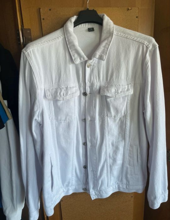 Geacă de blugi albă