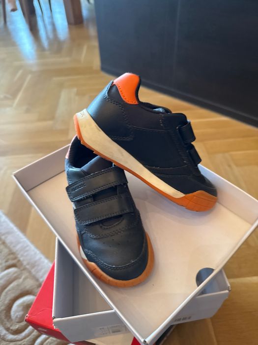 Детски маратонки Geox size 29 без видими следи от употреба.