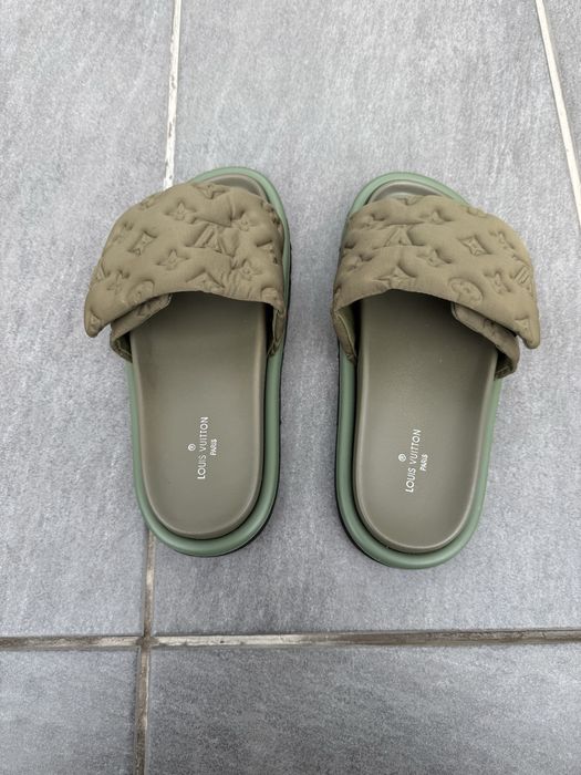 Louis Vuiton чехли