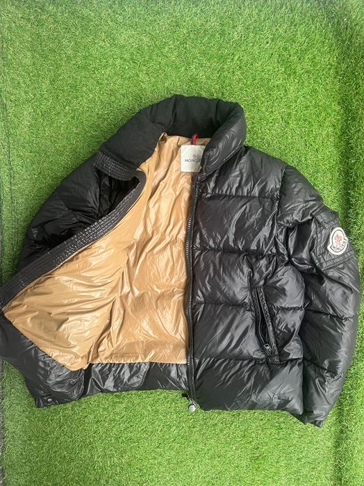 Мъжко пухено яке : MONCLER M