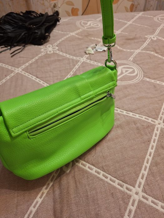 Продам сумочки.  От 1500 до 5000.