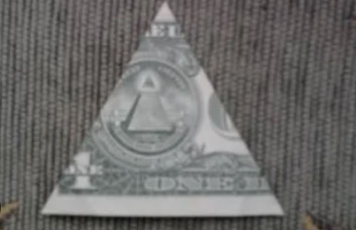 1 доллар треугольник