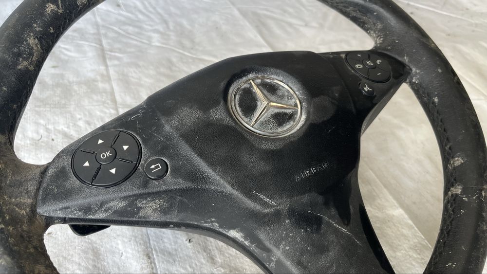 Волан Mercedes C W204 (2008-2015)