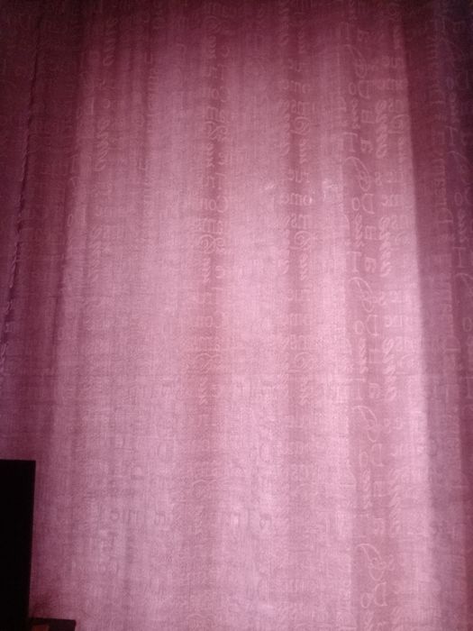 Продам шторы в отличном состоянии