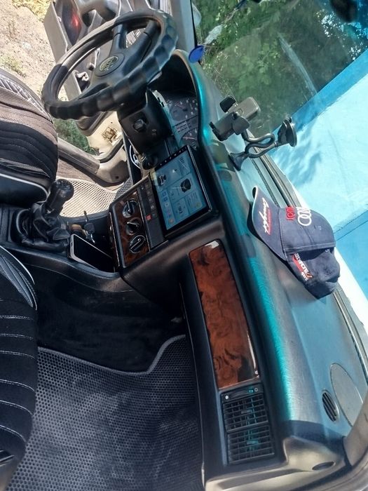 Продам Audi 80 B4