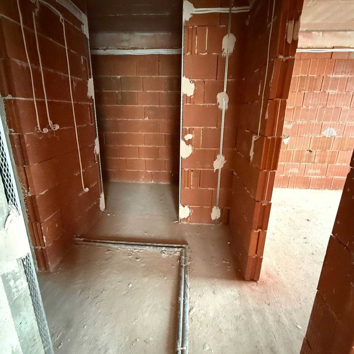 Двустаен апартамент в луксозна сграда Велико Търново !