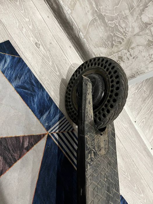 Hoverbot GT-01 Электросамокат