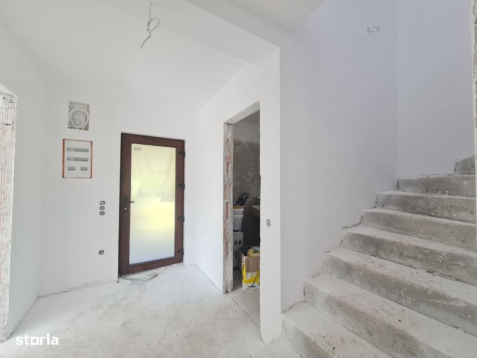 Casa noua - 4 camere de vanzare Halchiu Comision 0