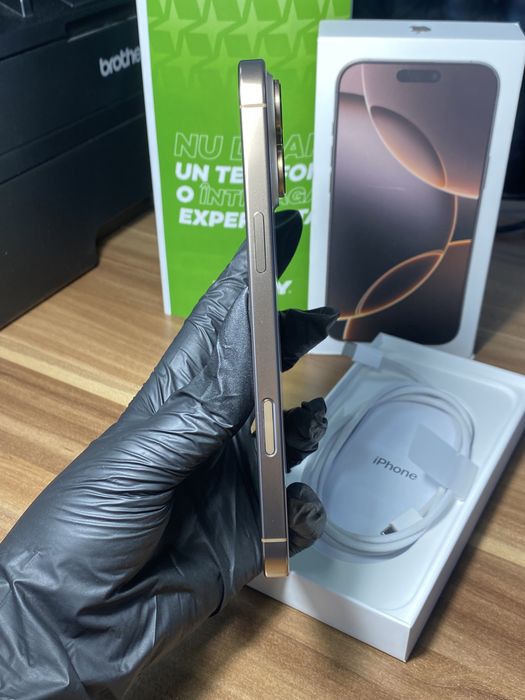 iPhone 16 Pro Max • 256 GB • Desert Titanium