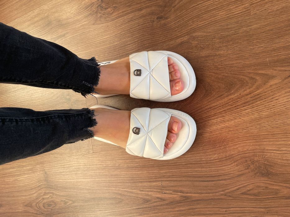 Кожени чехли, размер 33