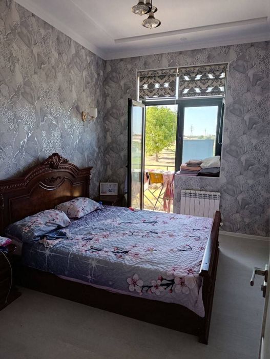 Dom sotiladi 2 xonalik.