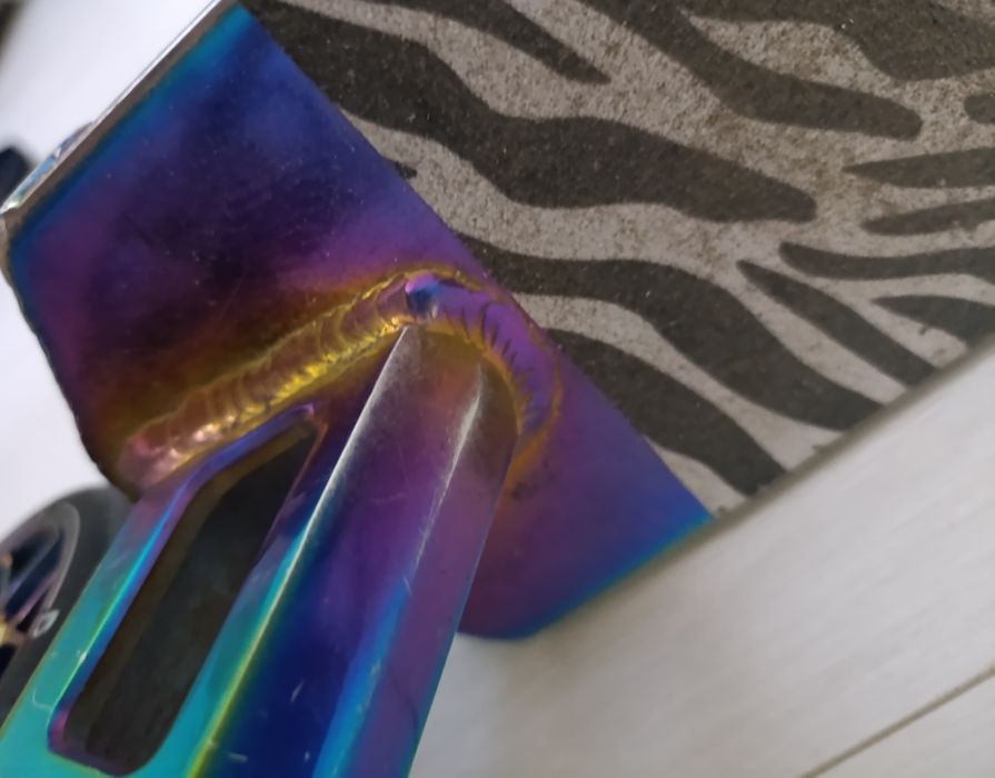 Трюковой самокат бренда Limit