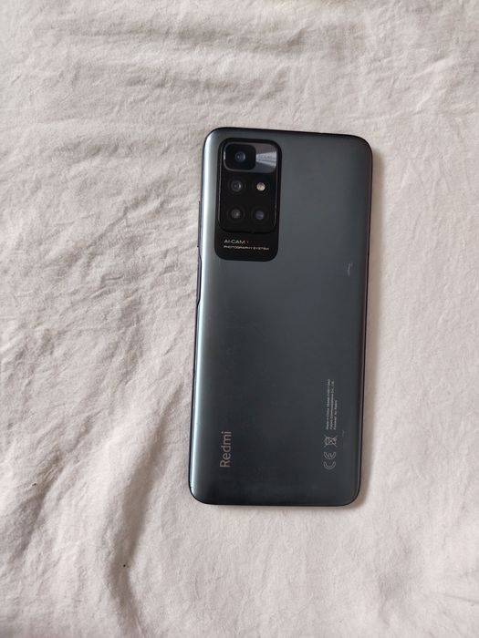 Продается телефон