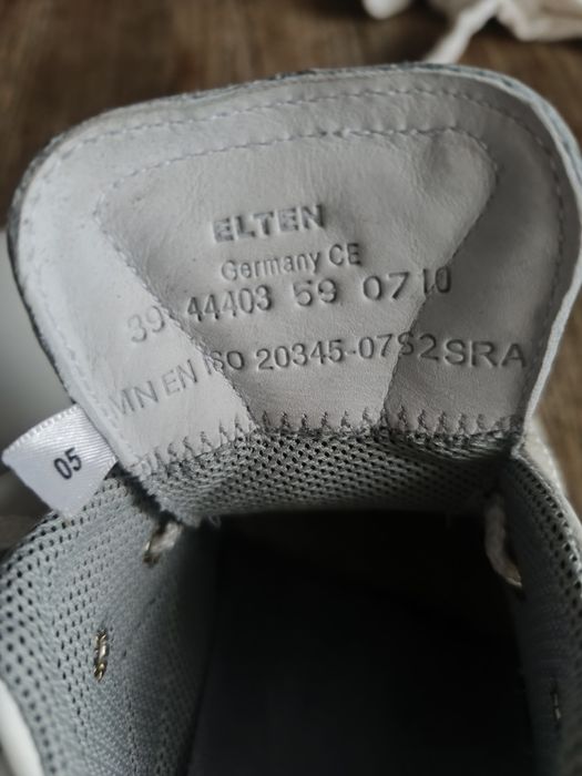 Защитни обувки, работни обувки