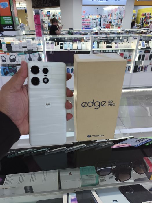 Moto edge 50 Pro 5 G 12/512