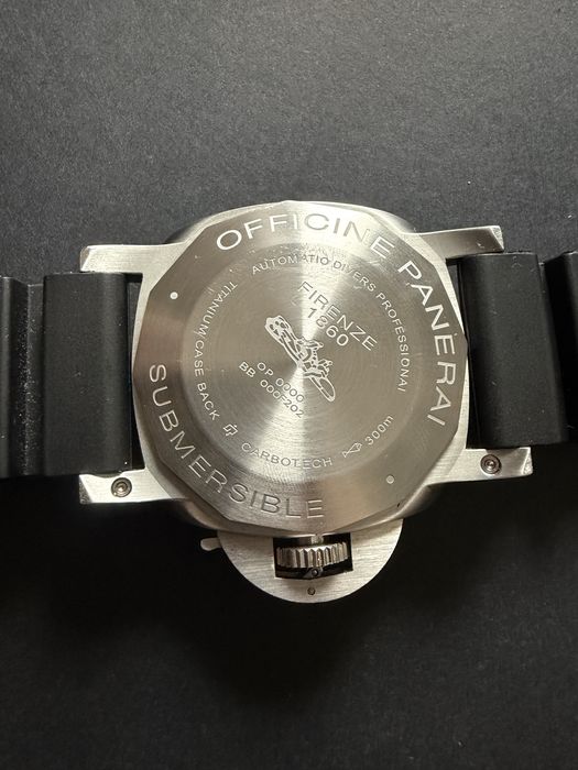 Vănd ceas Panerai Submersible