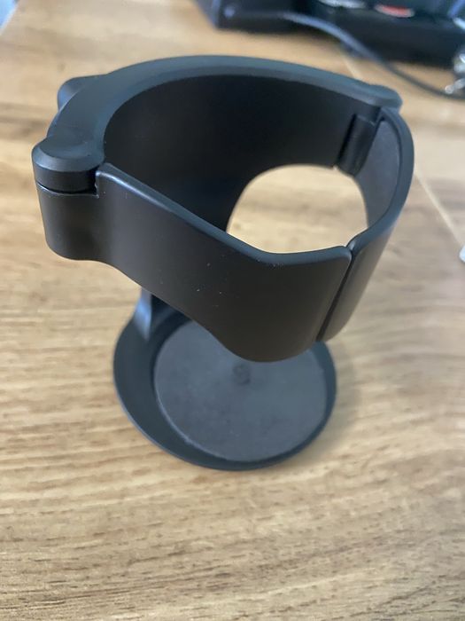 Держатель бутылок, стаканов в машину