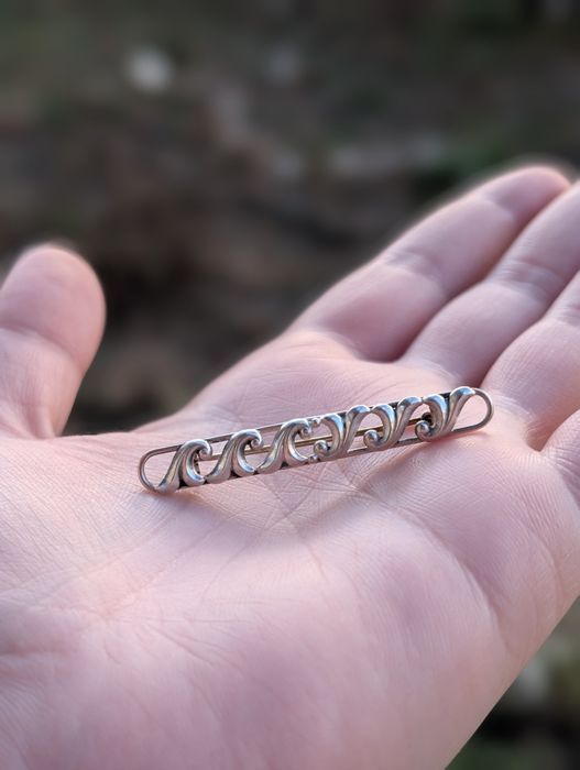 Veche brose din argint de 800, Art Deco, copii