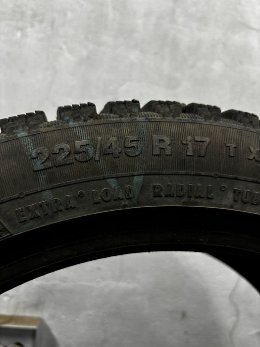 Continental 225/45 R17