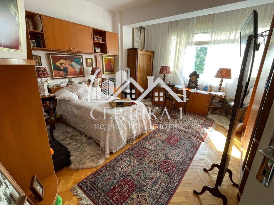 Дава се под наем Тристаен апартамент в София, Център - 125 кв.м за 1500 € - Снимка #9