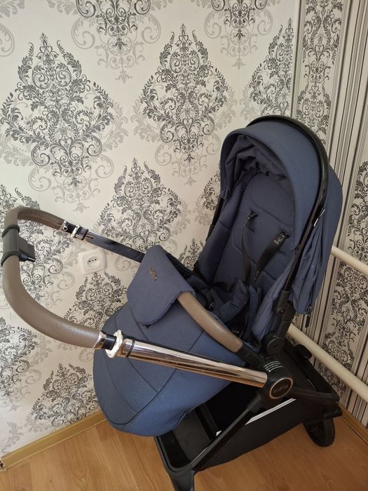 Коляска  почти новый .kidilo