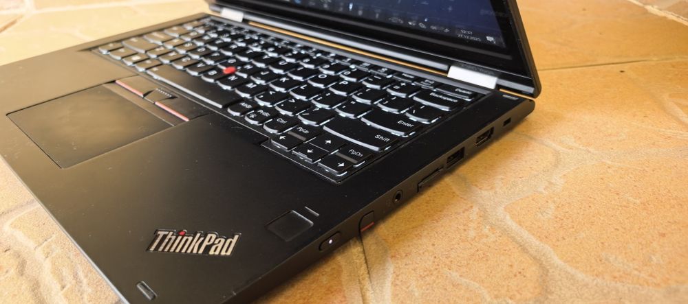 Lenovo ThinkPad Yoga X380 Touch 13.3"_i5 vPro 8350U_512GB SSD + SIM 4G